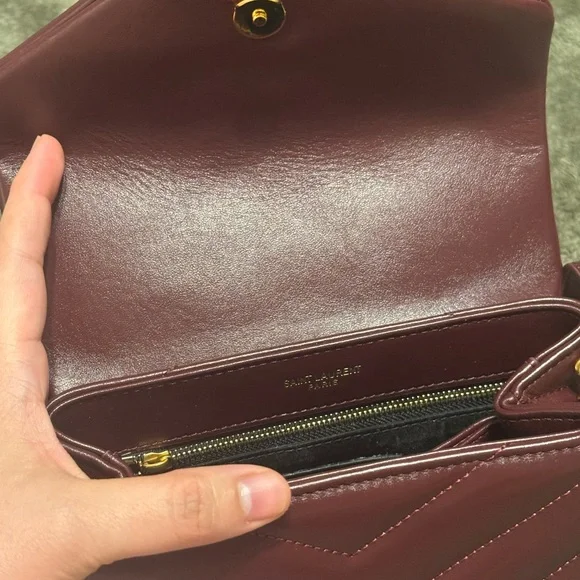 Burgundy Quilted Crossbody bag - Picture 6 of 11